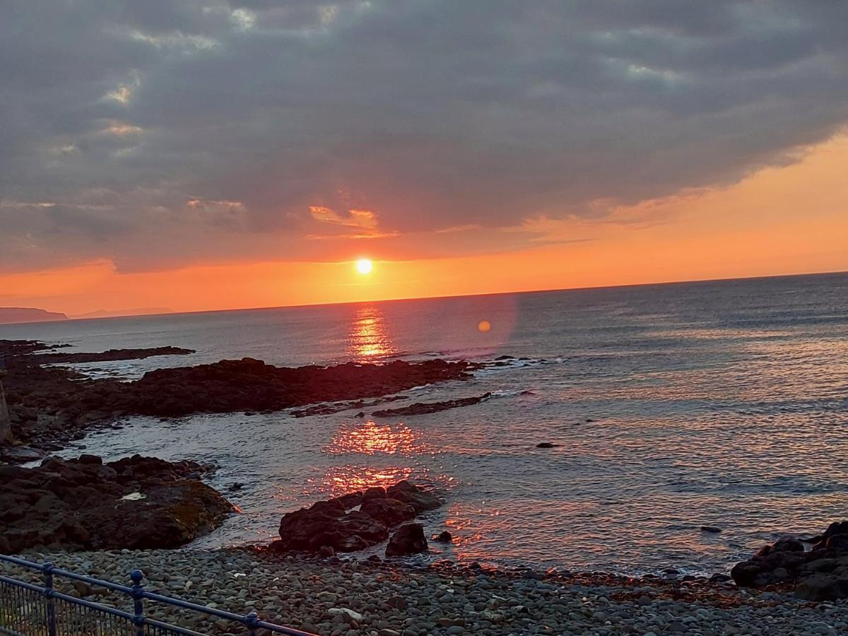 Ayala Bed and Breakfast Portstewart Buitenkant foto